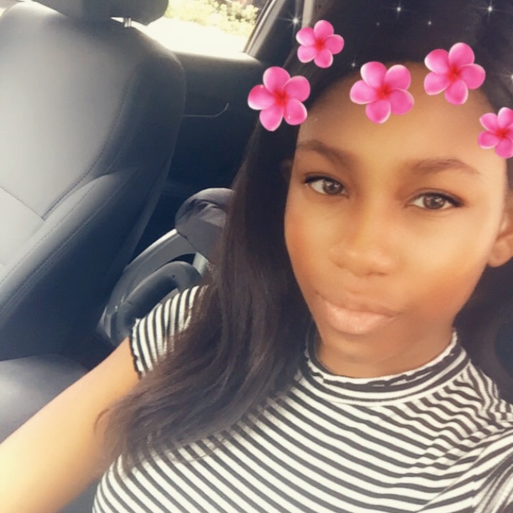 Meet your Posher, Naomi